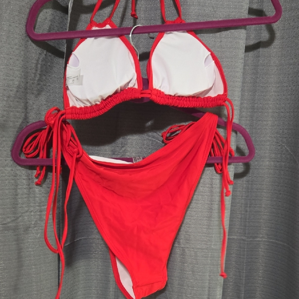 Red Bikini Set - Picture 2 of 4